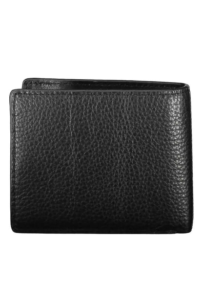 Tommy Hilfiger Sleek Black Leather Wallet with Logo Detail